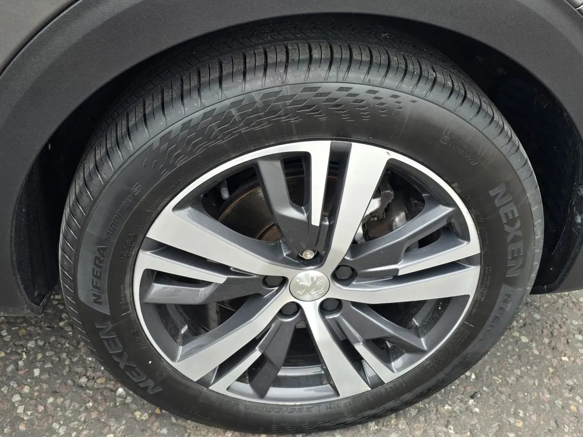 Peugeot 5008 2023 - Image 6