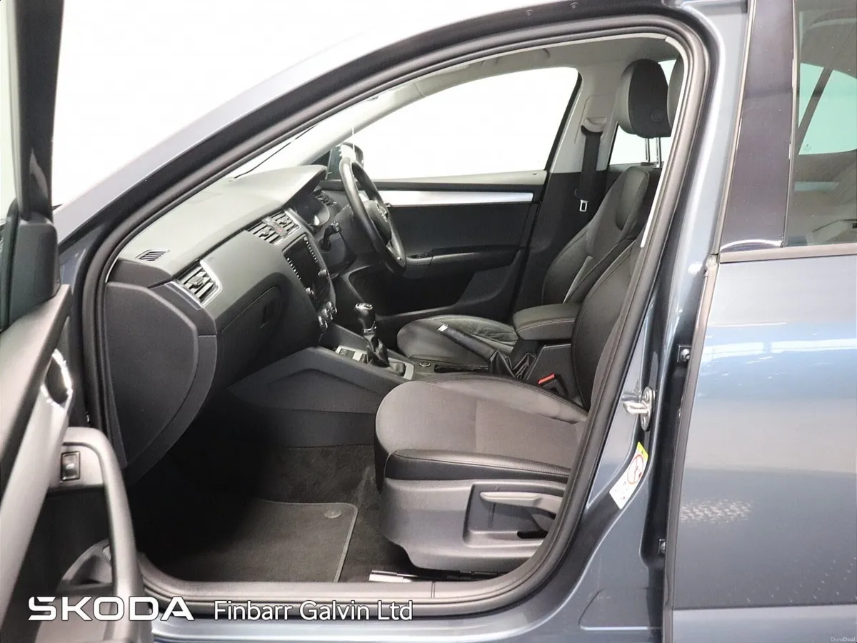 Skoda Octavia Soleil 1.0TSI 115HP - Image 4