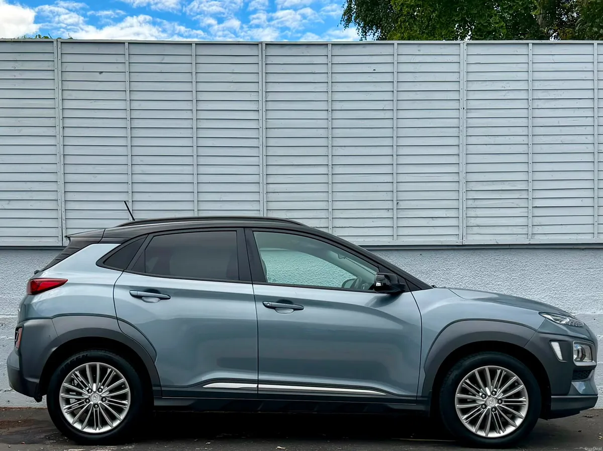 Hyundai KONA 2019 KAUAI EXECUTIVE 1.0 Gdi - Image 2