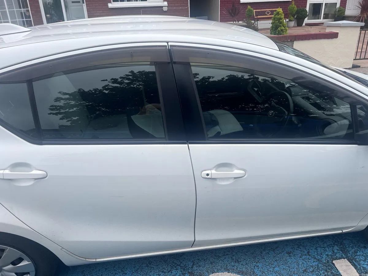 Toyota Aqua - Image 3