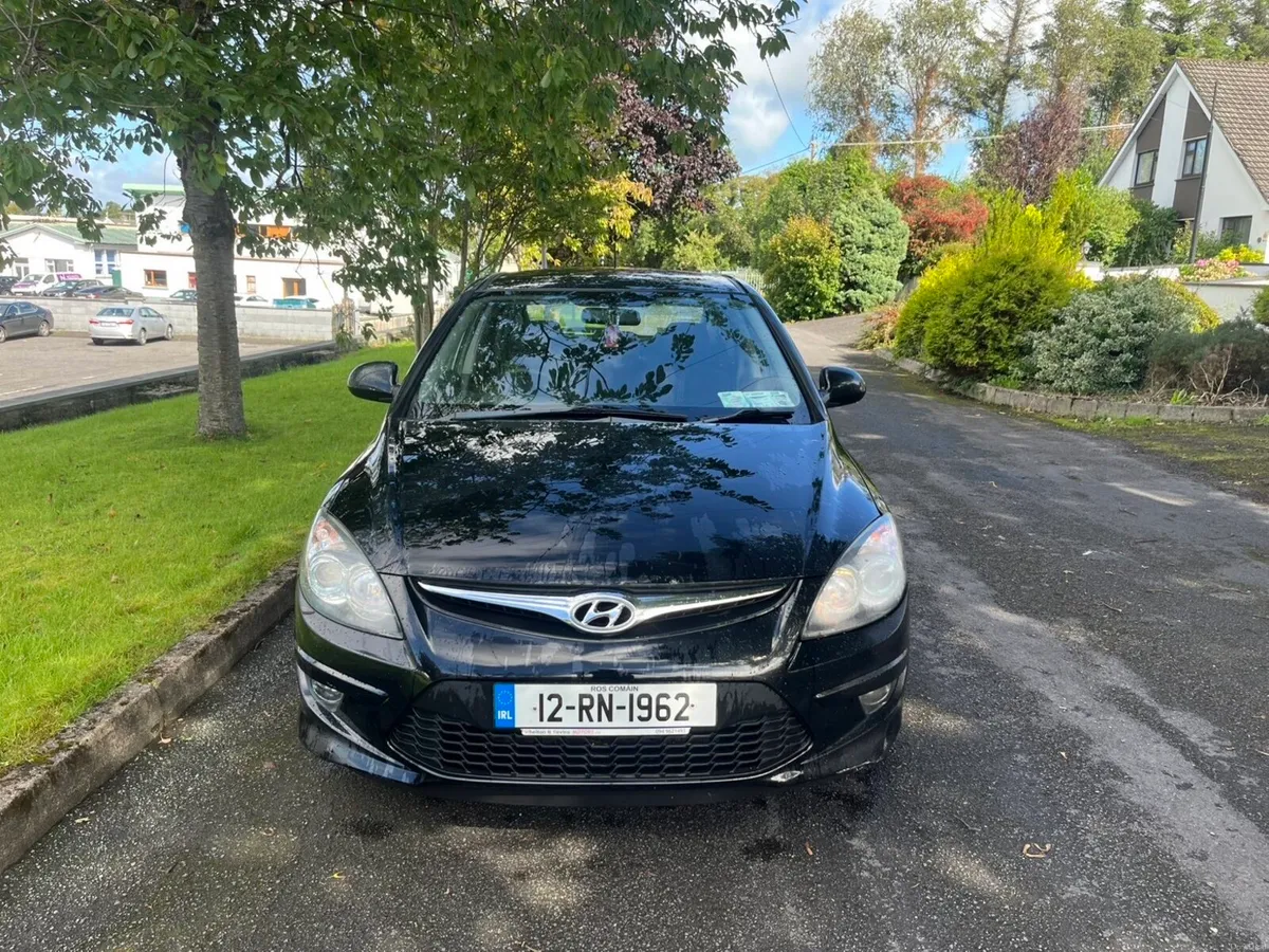 Hyundai i30 - Image 2
