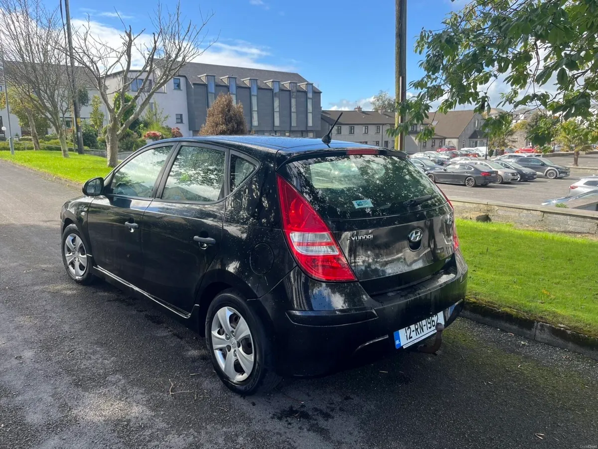 Hyundai i30 - Image 4