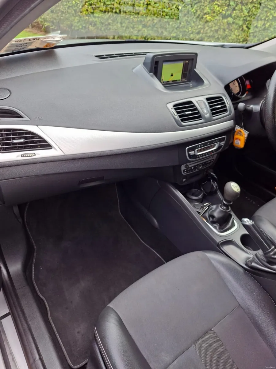 2012 Renault Fluence Nct 02/27 tax 02/27 - Image 5