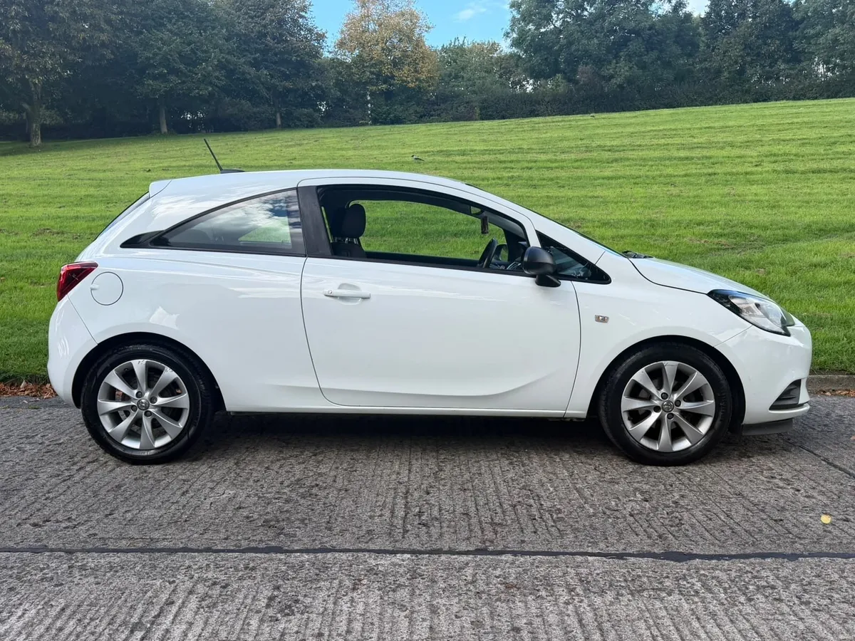 2017 OPEL/VAUXHALL CORSA 1.4 PETROL MANUAL /34K KM - Image 4