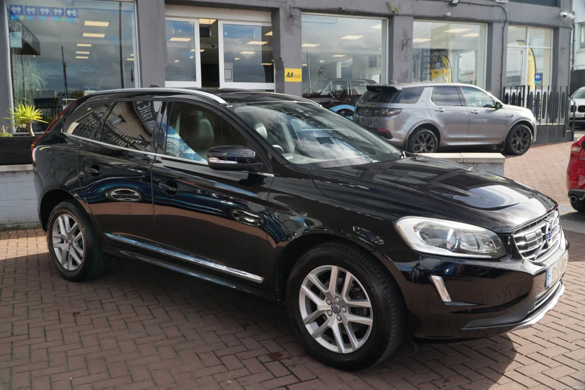 2.0D4 SE LUXURY EDITION  5DR ESTATE AUTOMATIC // P - Image 2