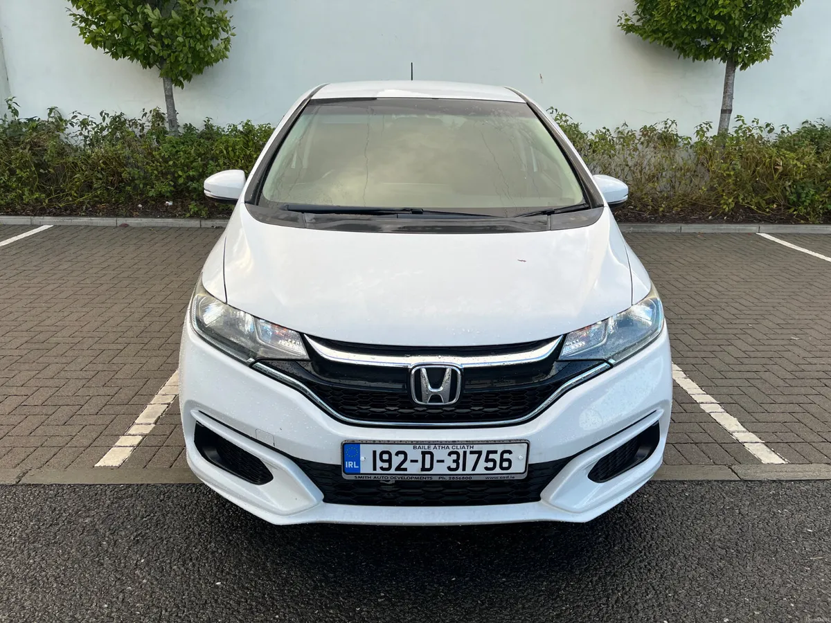 Honda Fit 2019 - Image 2