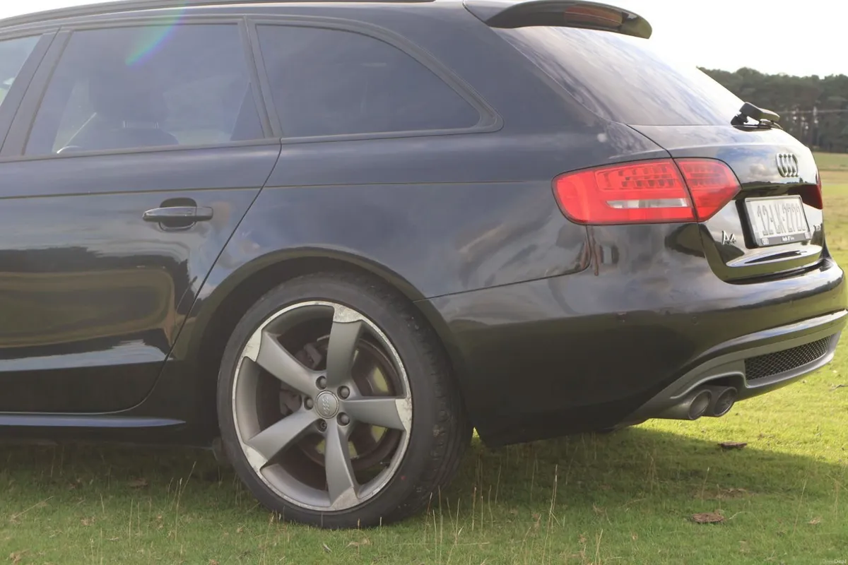 Audi A4 2012 - Image 3