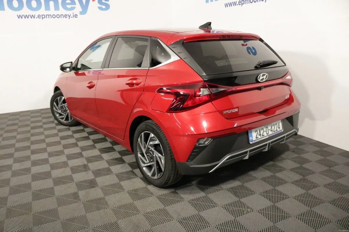 Hyundai i20 Deluxe Plus 1.2L Petroil Hatchback - Image 4