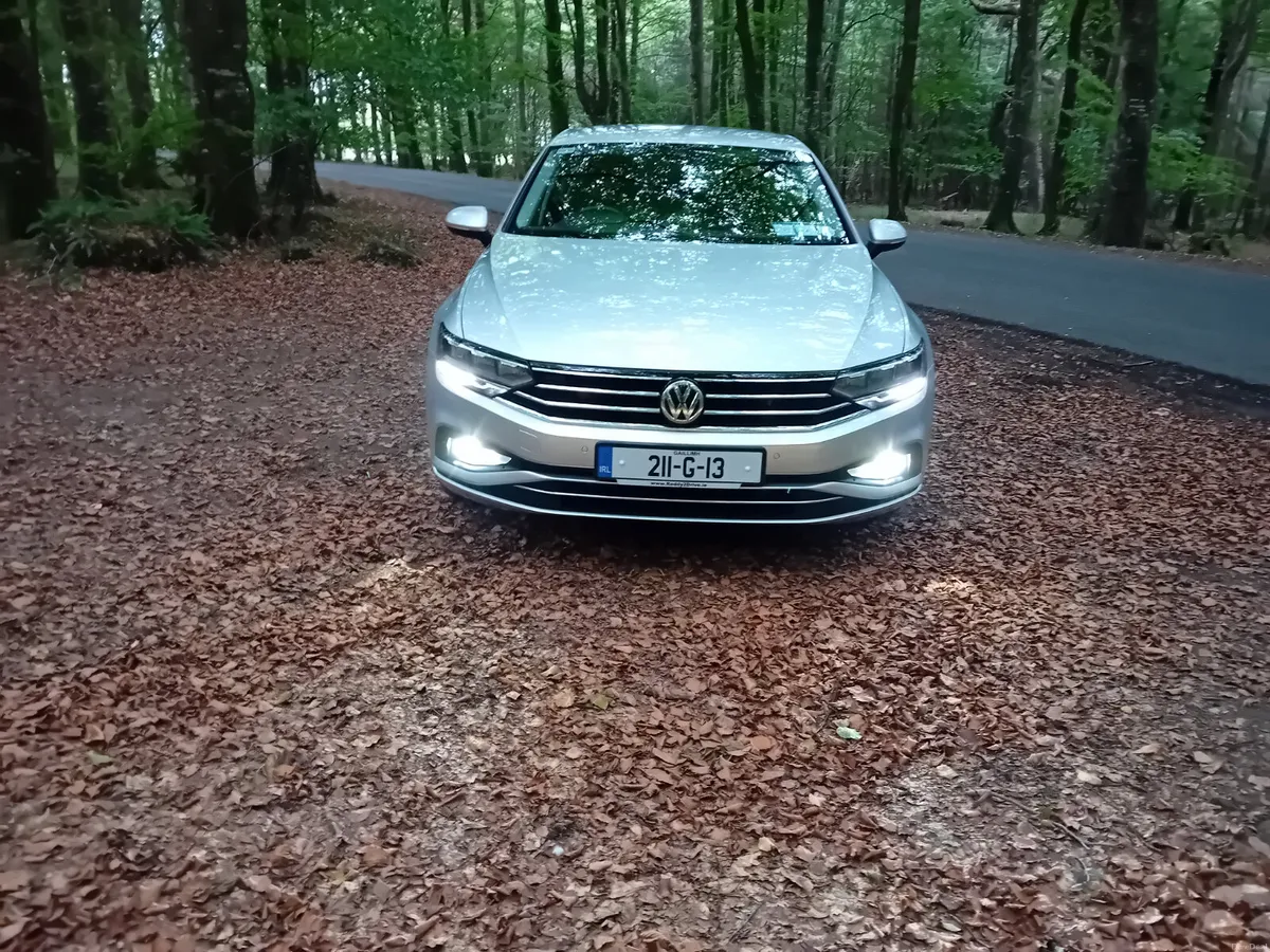211 VW PASSAT 2.0TDI 150 6 SPEED  BUSINESS  ED . - Image 2
