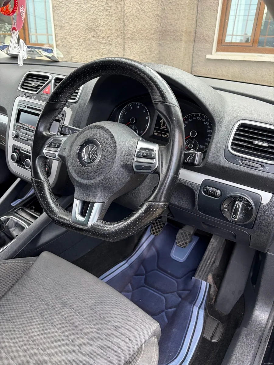 Vw scirocco 2012 1.4L turbo - Image 5