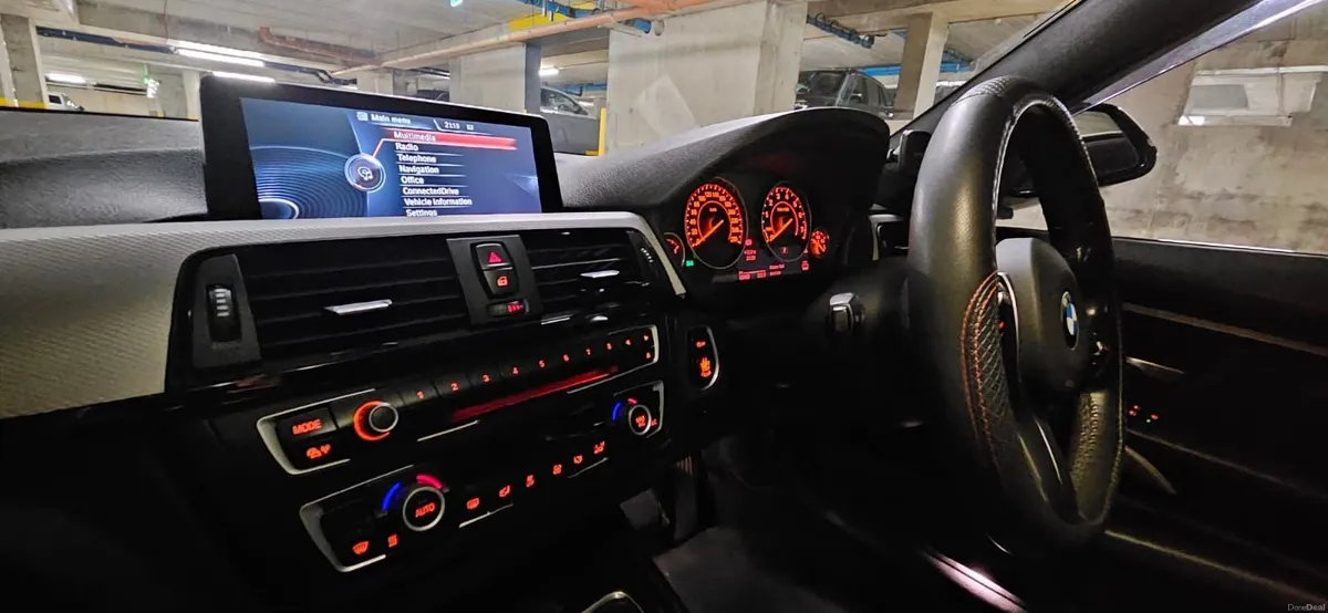 BMW 3-Series 2015 - Image 2