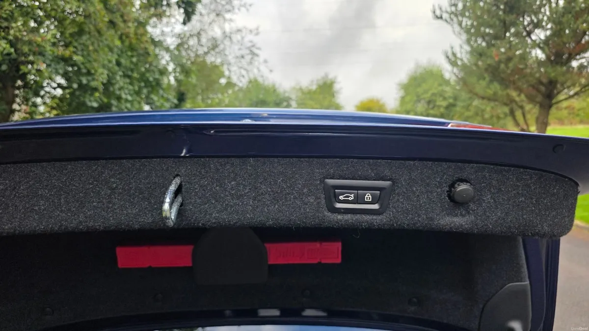 BMW 5-Series 2019 - Image 5