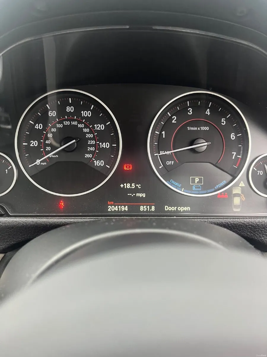 BMW 3-Series 2016 - Image 6