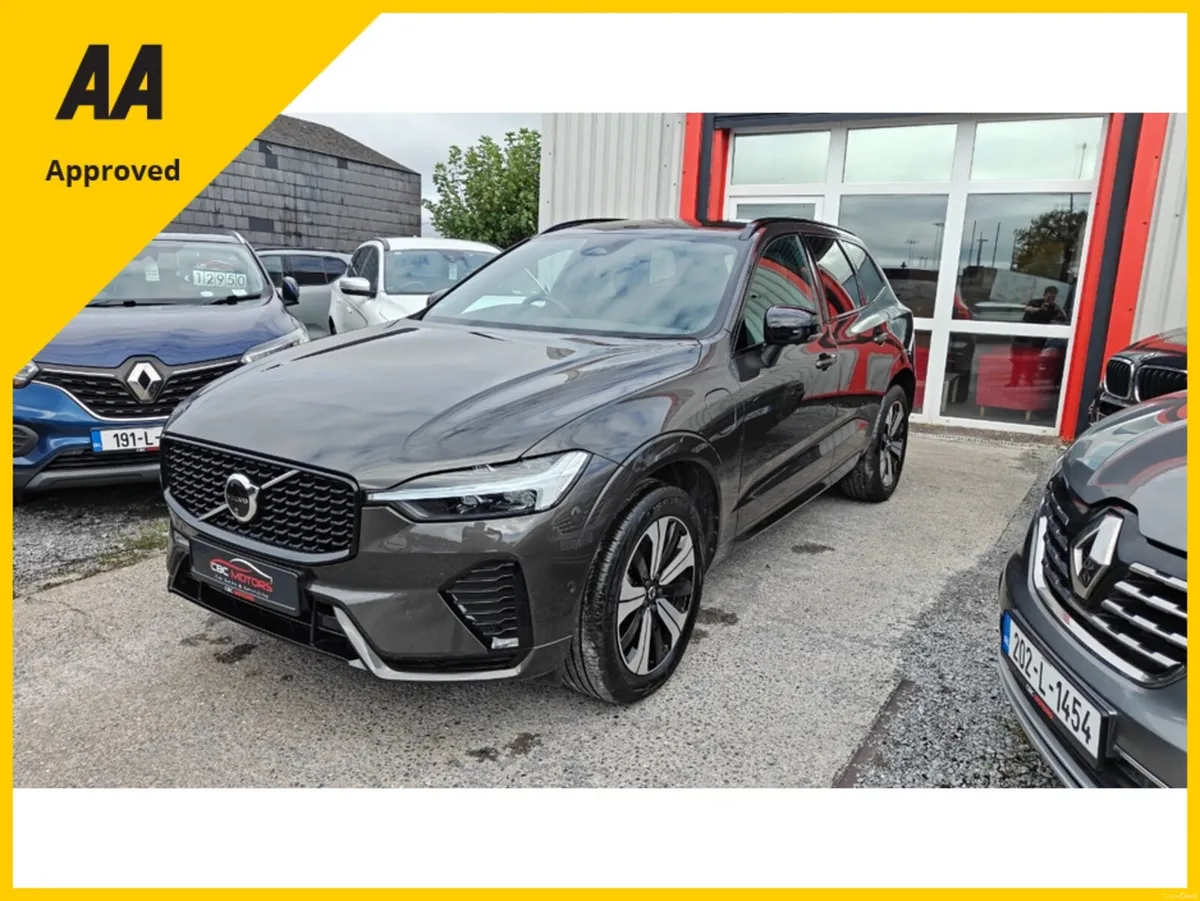 Volvo XC60 2024 T6 350bhp Dark Plus PHEV - Image 5