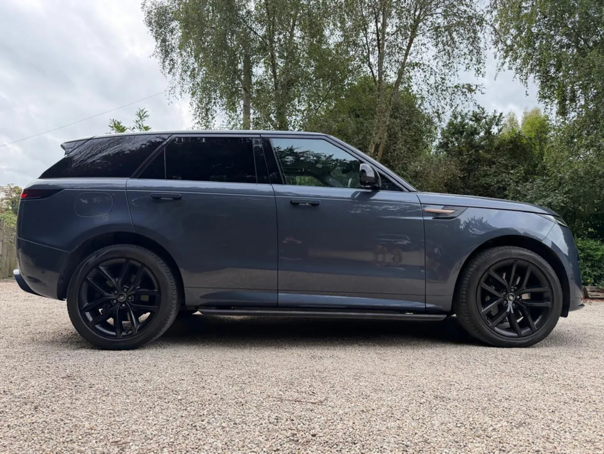 Land Rover Range Rover Sport P440E DYNAMIC SE *Ful - Image 4
