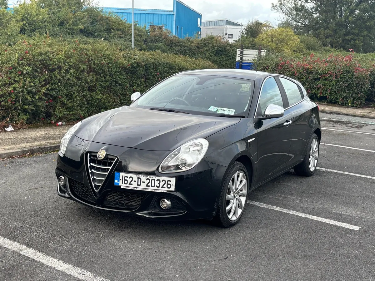 2016 Alpha Romeo Giulietta, 1 Owner from New - Image 4