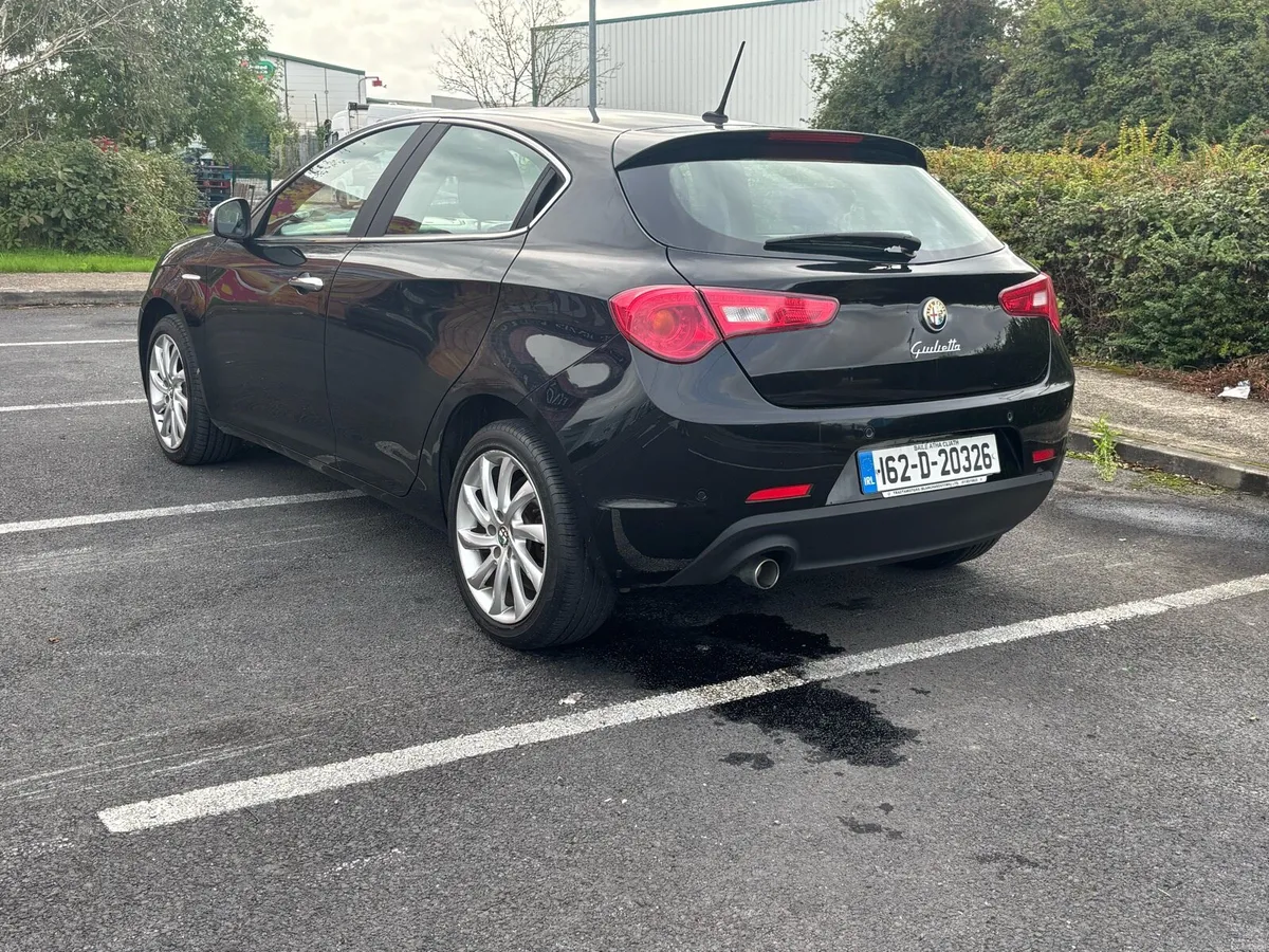 2016 Alpha Romeo Giulietta, 1 Owner from New - Image 6