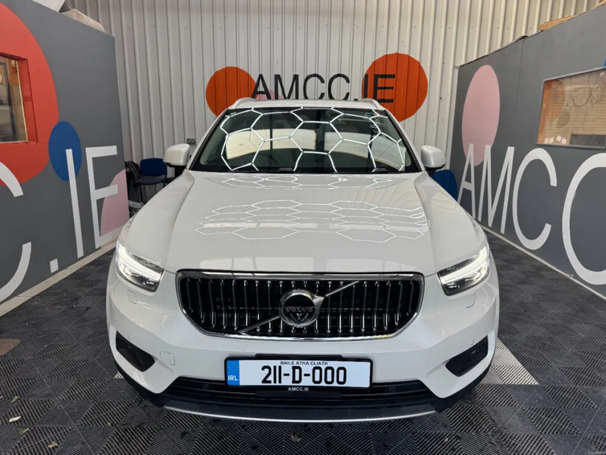 Volvo XC40 2021 VOLVO Xc40 RECHARGE PLUG-IN HYBRID - Image 2