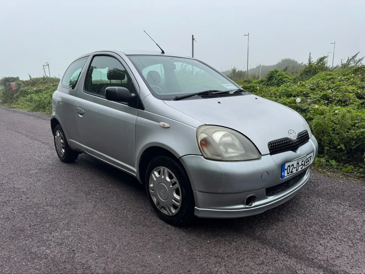 Toyota Yaris 2002 - Image 1