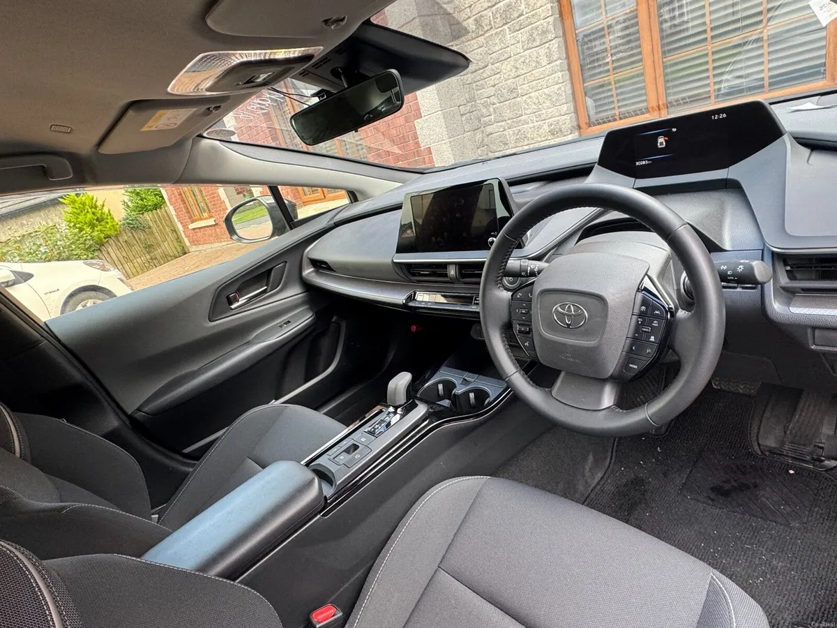 Toyota Prius 2023 - Image 5