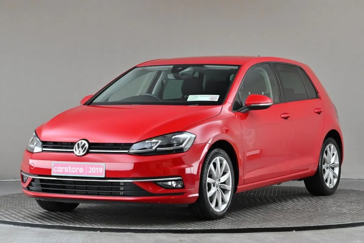 Volkswagen Golf 1.2 TSI DSG MK7.5 COMFORTLINE **RE - Image 3