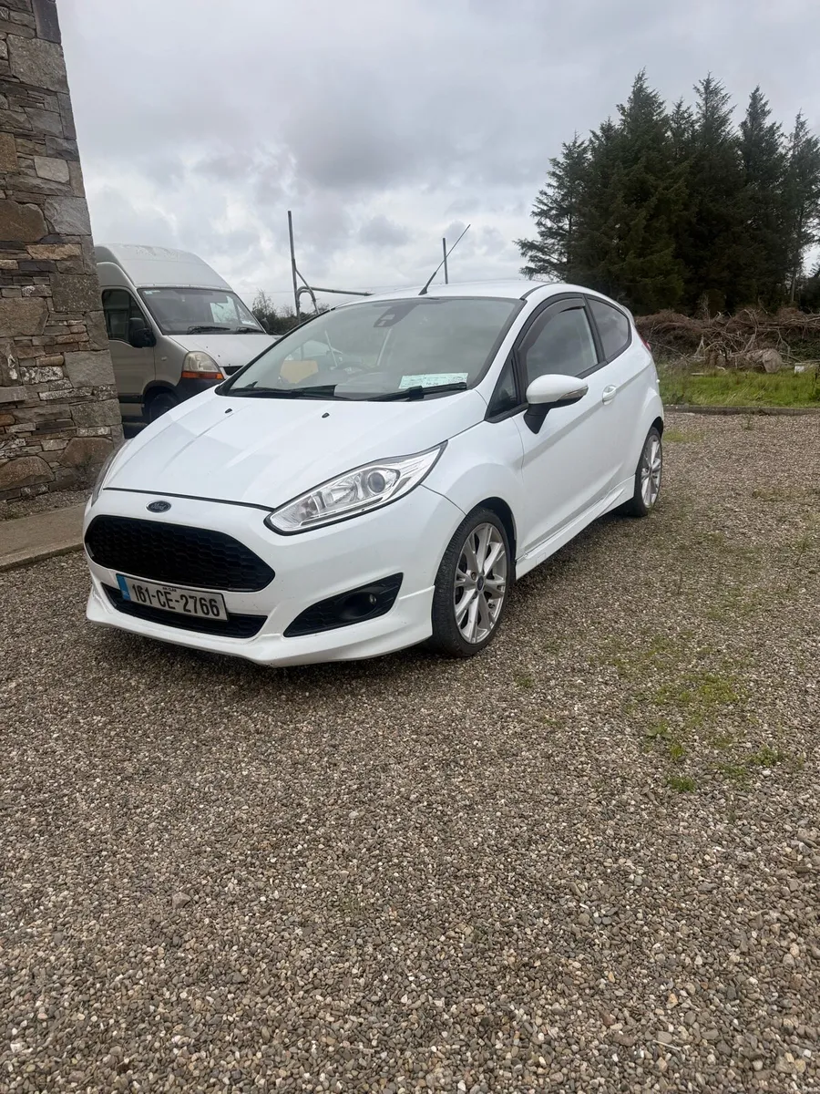 2016 1.5 Diesel Ford Fiesta - Image 1