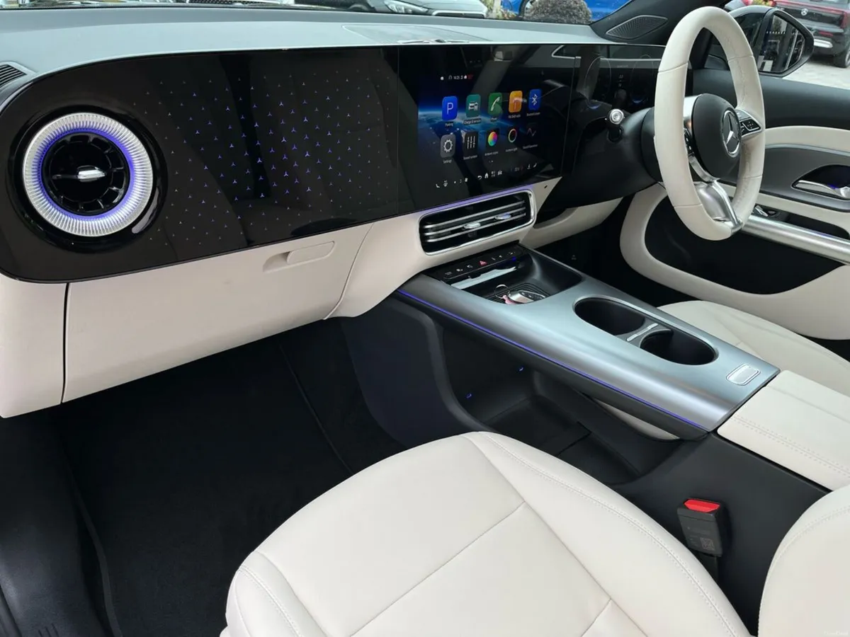 Mercedes-Benz GLB 200 Progressive Line Electric SU - Image 6