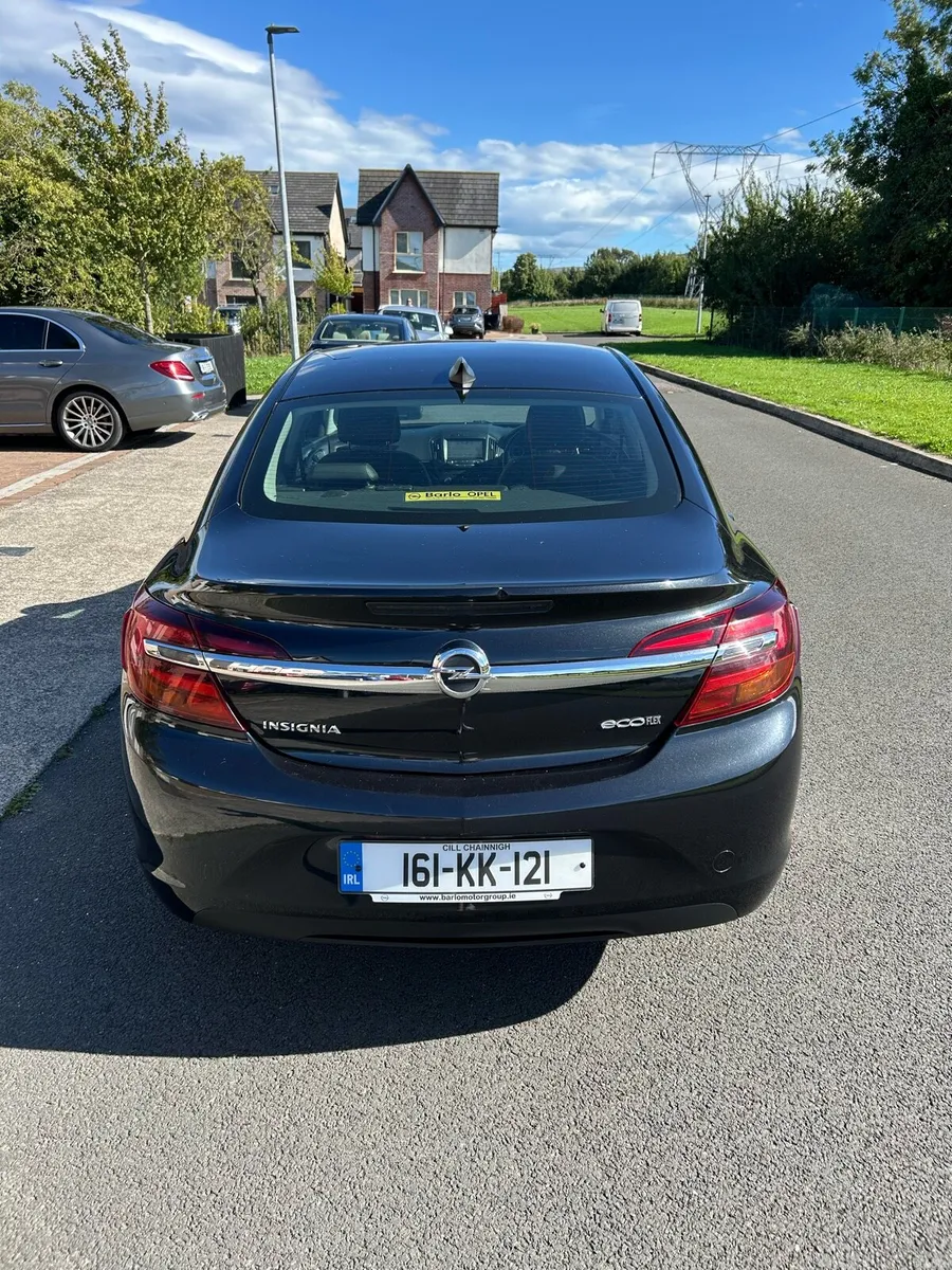 161 OPEL INSIGNIA €4,950 low kms - Image 5