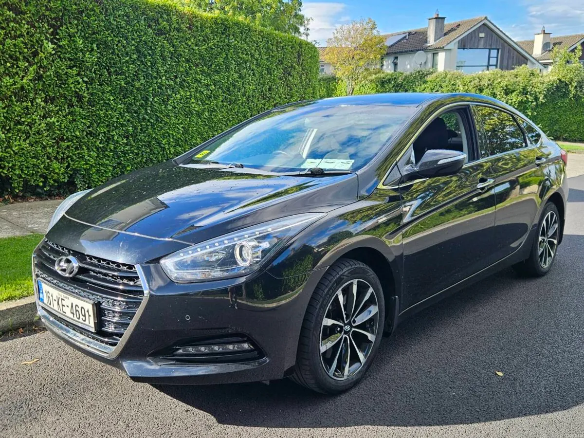2016 Hyundai i40 - Image 1