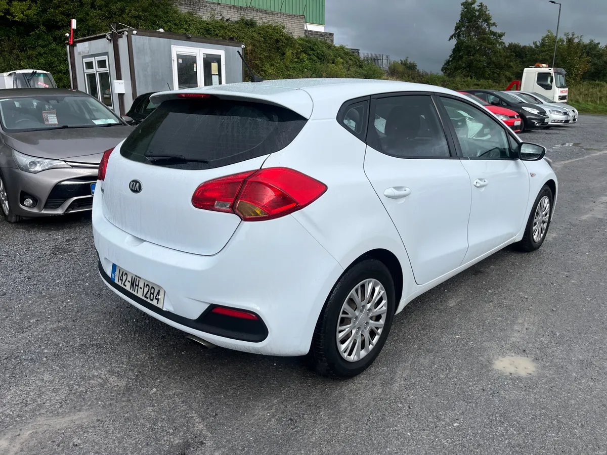 Kia Ceed 2014 - Image 4
