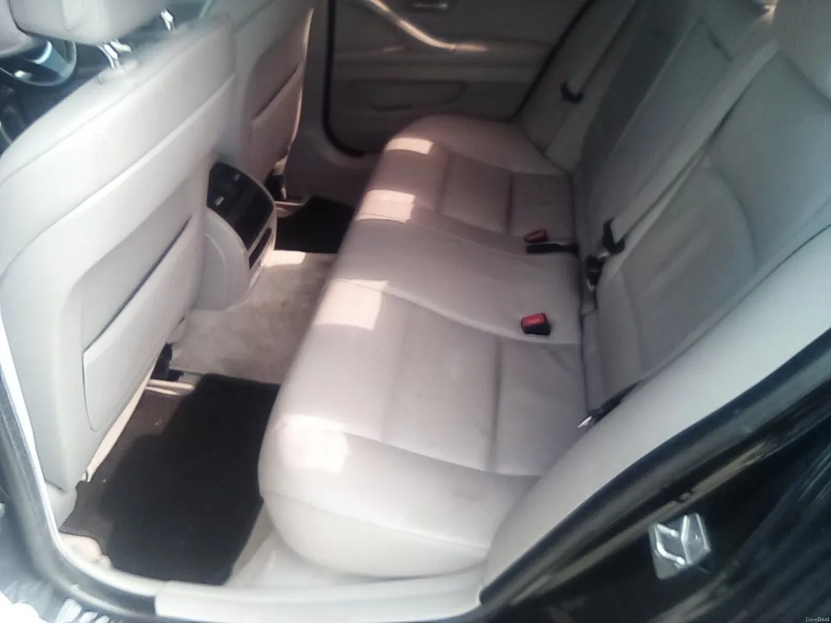2011 bmw 520 spotless condition cheap - Image 2
