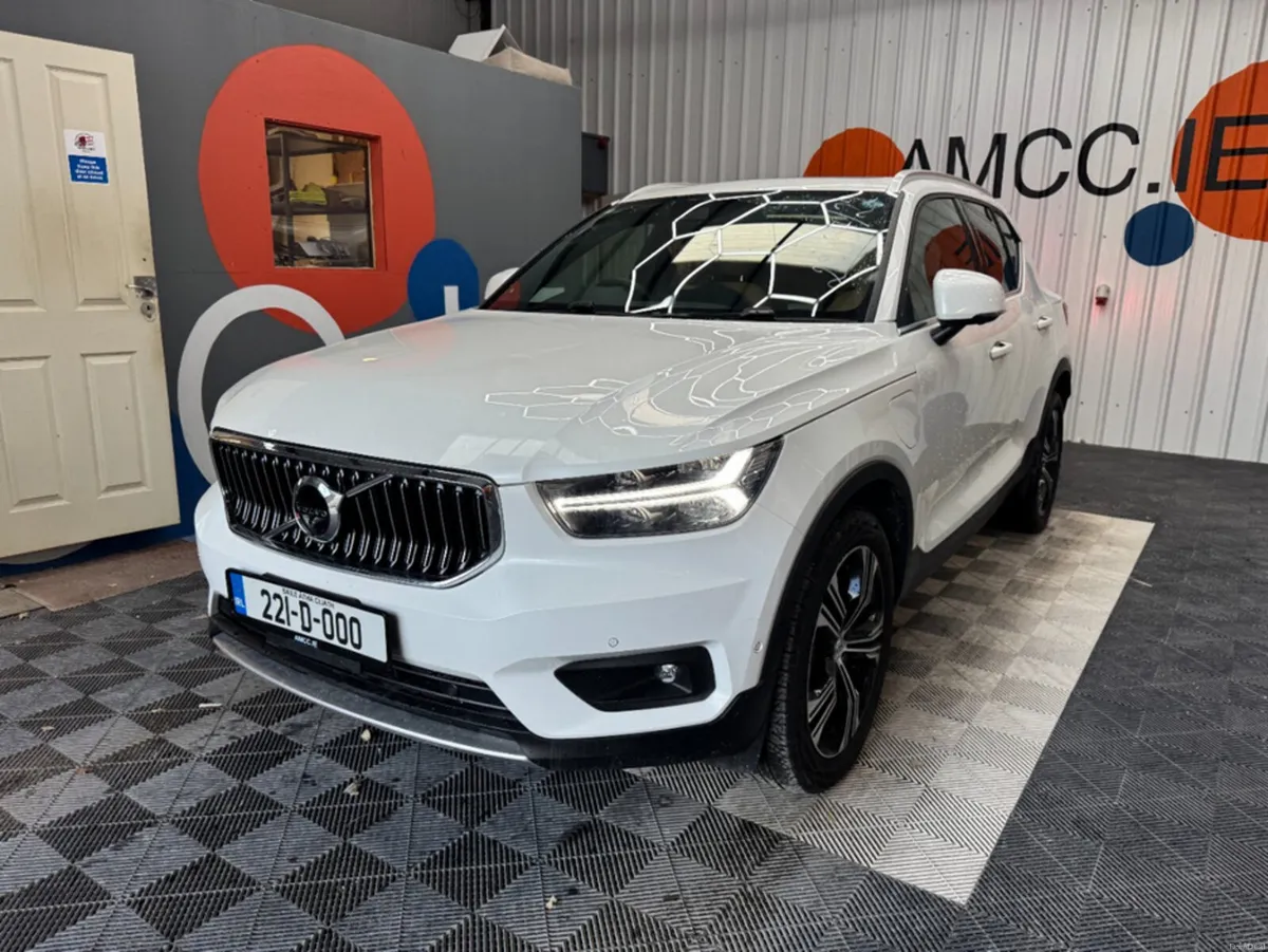 Volvo XC40 2022 VOLVO Xc40 RECHARGE PLUG-IN HYBRID - Image 6