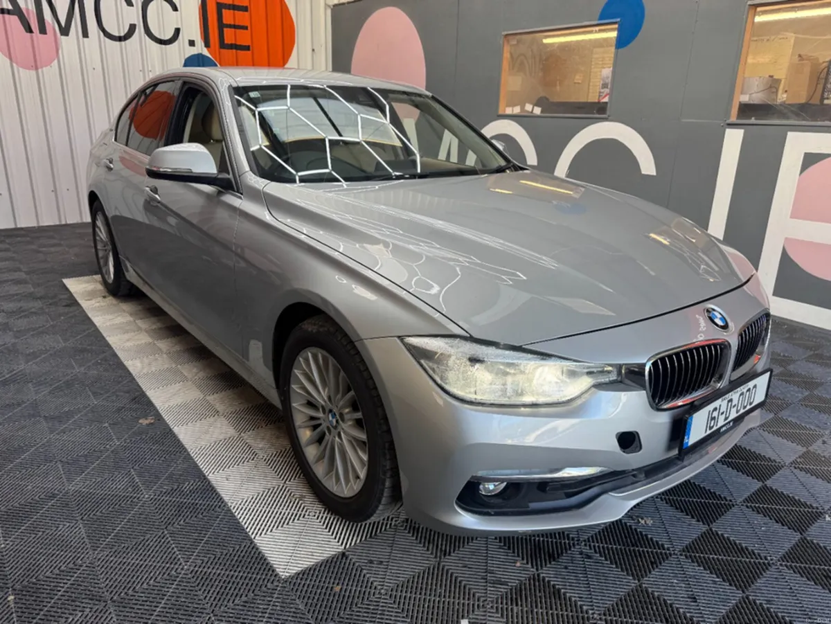 BMW 3-Series 2016 BMW 330 E LUXURY AUTOMATIC / CRU - Image 1