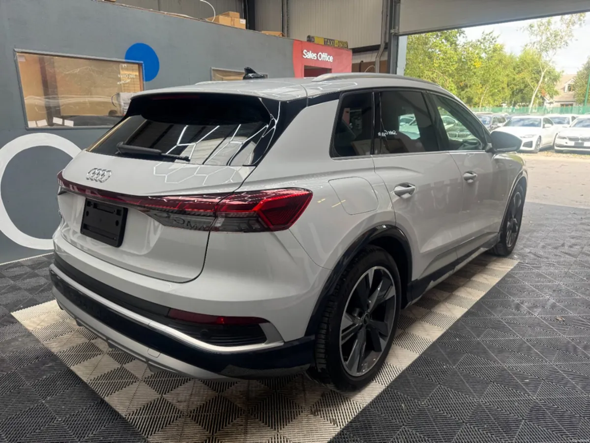 Audi Q3 2023 AUDI Q4 E-TRON 40 S LINE AUTOMATIC / - Image 3