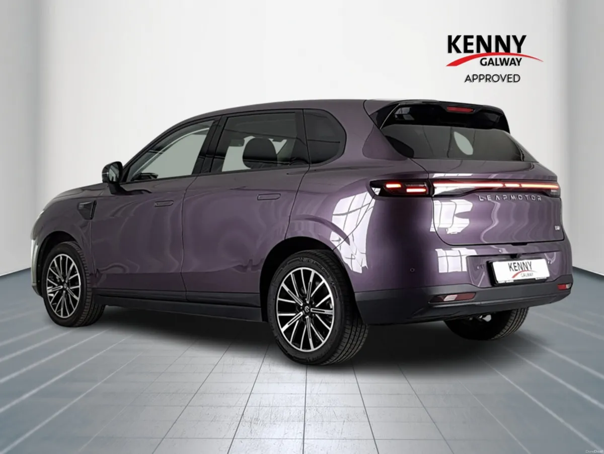 Leapmotor B10 DESIGN BEV 67.1KWH 434KM 5 - Image 5