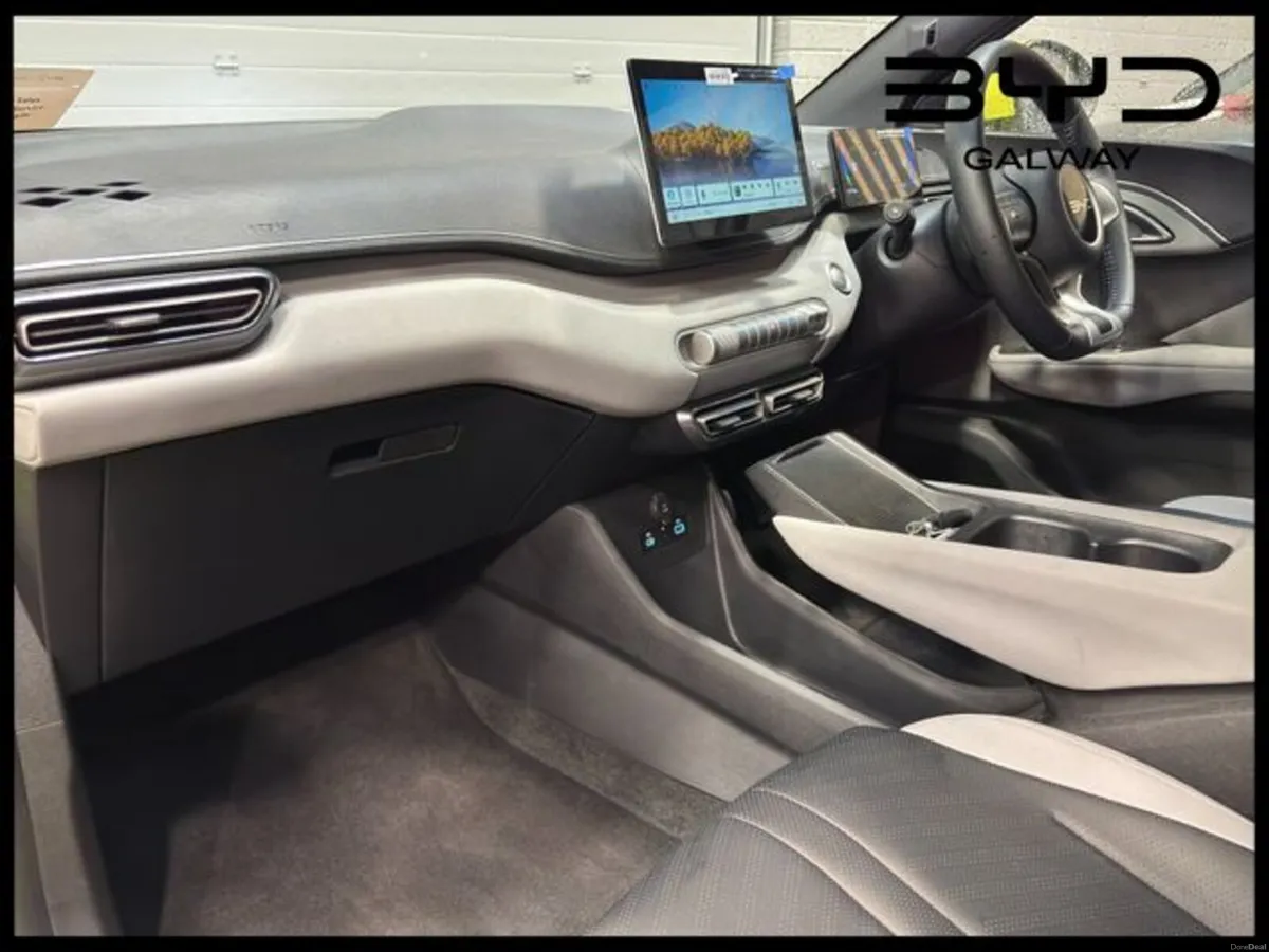 BYD DOLPHIN SURF Active 30kWh - Image 6