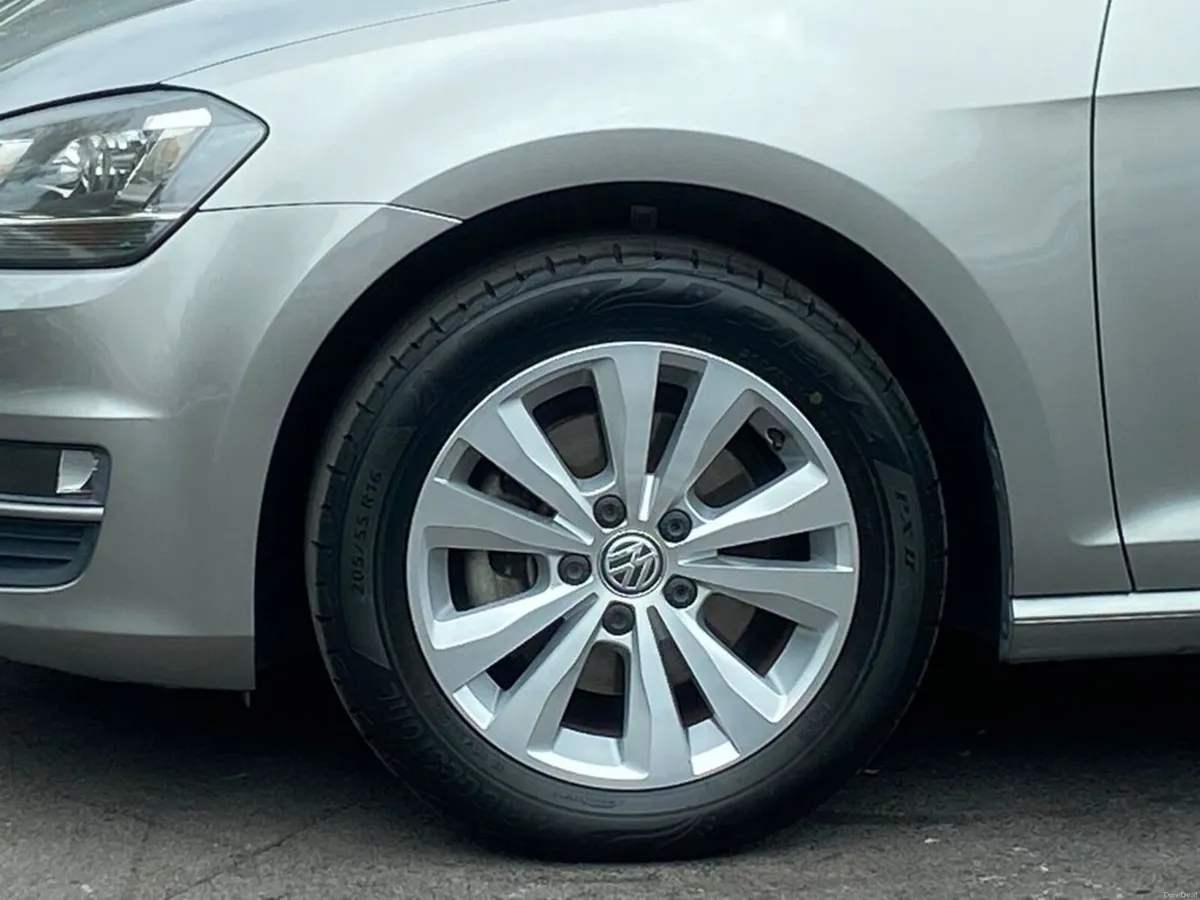 Volkswagen Golf Auto 1.2Tsi Comfortline - Image 6