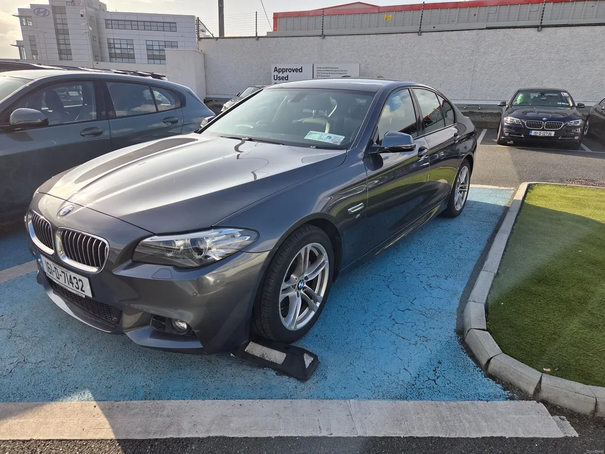BMW 5-Series 2016 - Image 2