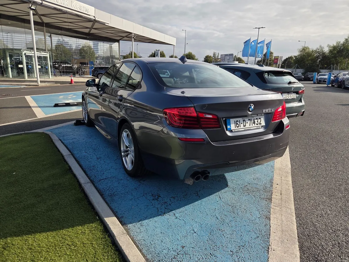 BMW 5-Series 2016 - Image 4