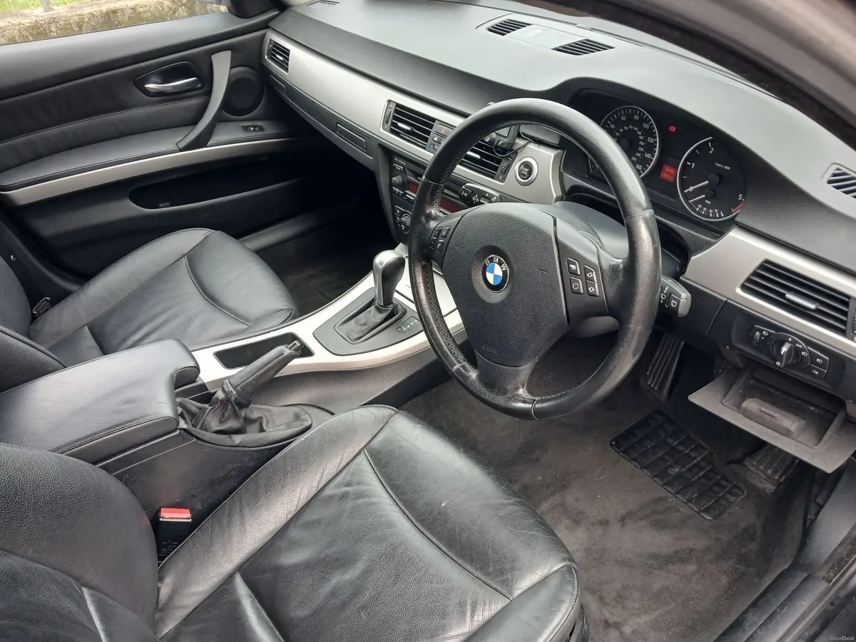 BMW 3-Series 2005 - Image 4