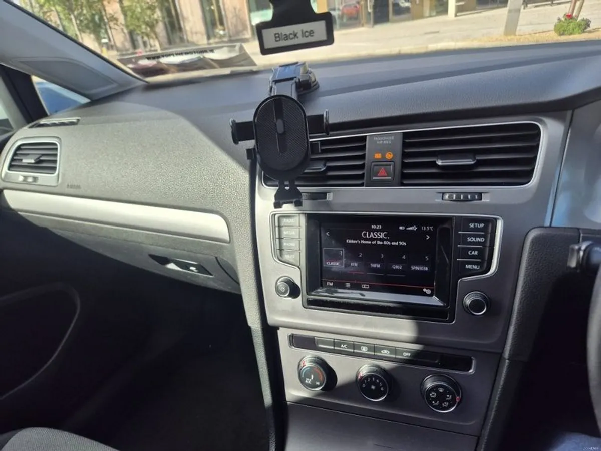 2014 Volkswagen Golf 1.6 tdi estate - Image 3