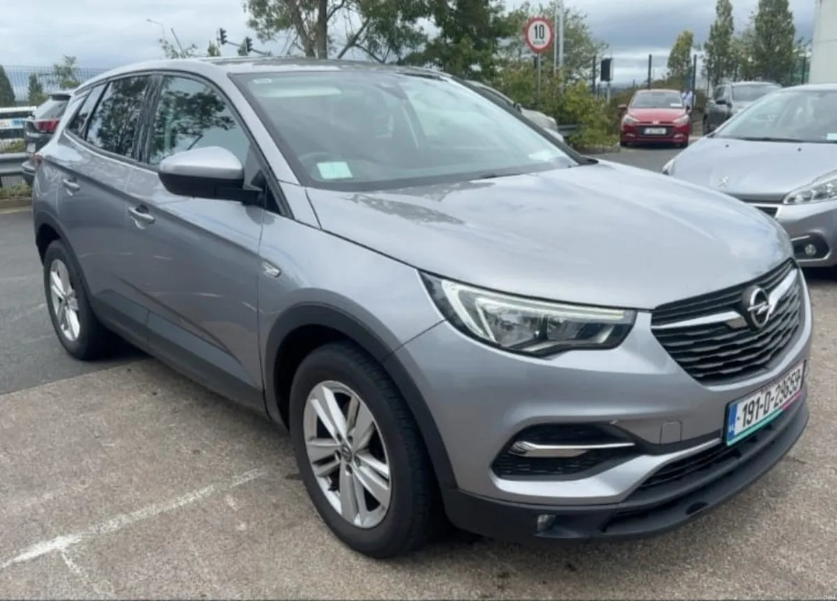 Opel Grandland X 2019 - Image 2
