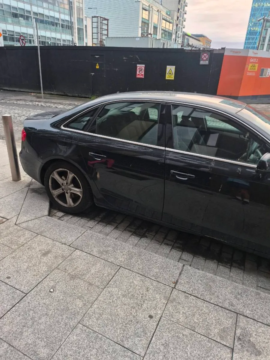 Audi A4 - Image 2