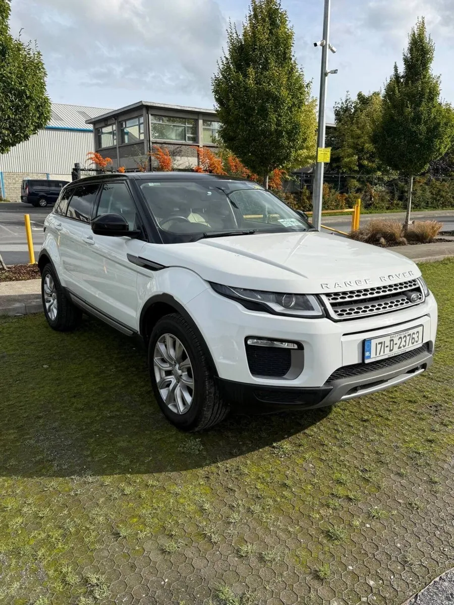 2017 Range Rover Evoque🔥Low mileage🔥57,000 - Image 2