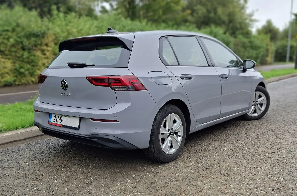 Volkswagen Golf 2021 - Image 6