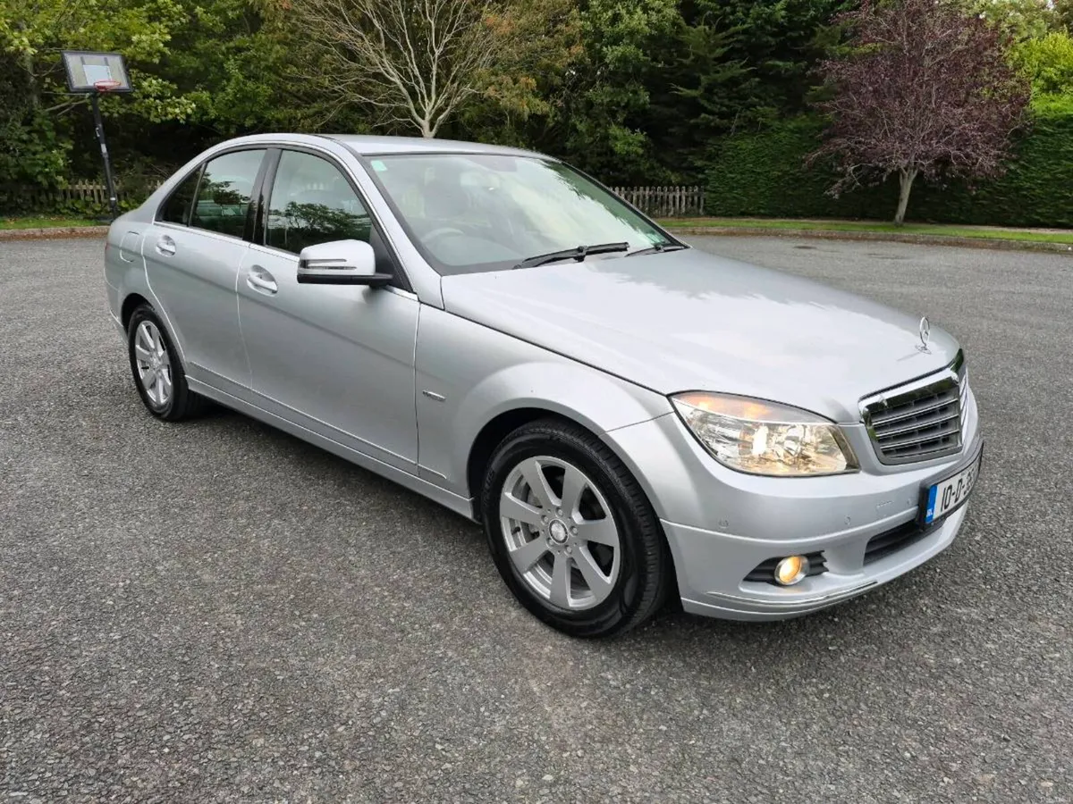 MERCEDES C180**ONLY 66,000mls**AUTOMATIC** - Image 1