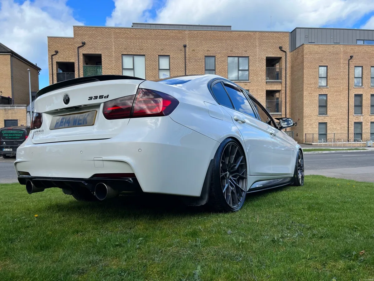 BMW 330d twin turbo 400bhp x-drive m-sport - Image 3