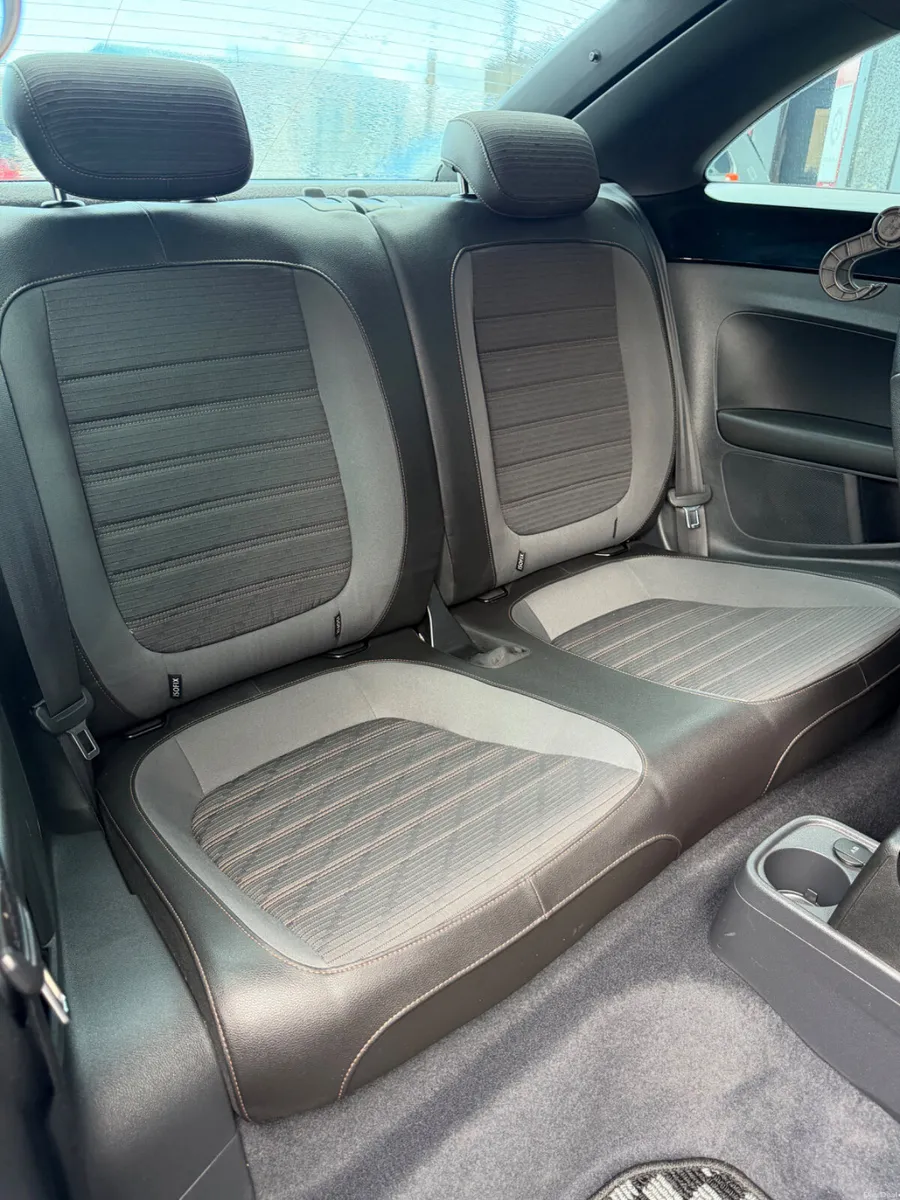 Volkswagen Beetle 1.2 Auto Limited Edition - Image 6