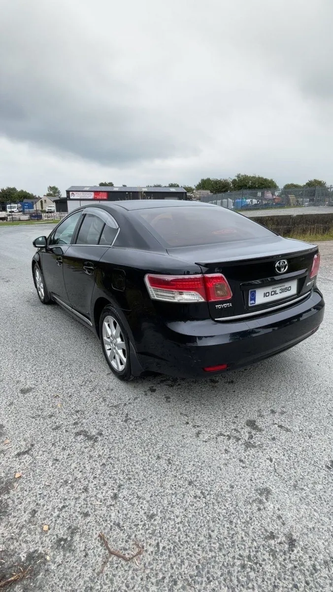 Toyota avensis - Image 3
