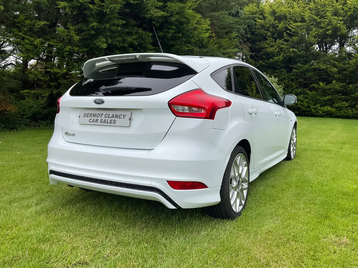2017 Ford Focus ST-LINE 1.5 TDCI **72k miles!** - Image 6